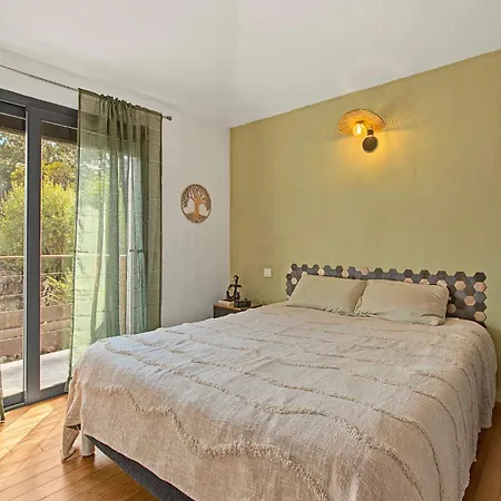 Padulina Villa *